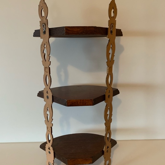 ❤️SOLD❤️Mid -Century Modern 3 Shelf Corner - Picture 7 of 7